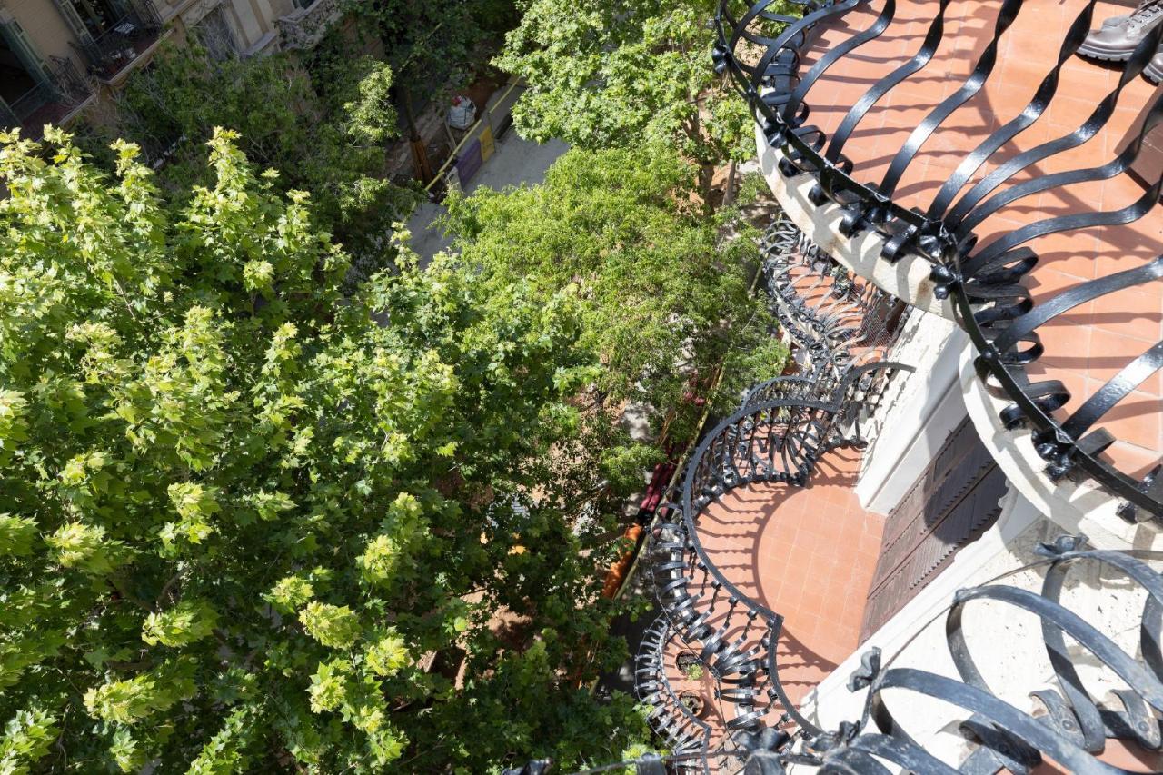 Aparteasy - Modernist Flat In Eixample Center Barcelona Exterior photo